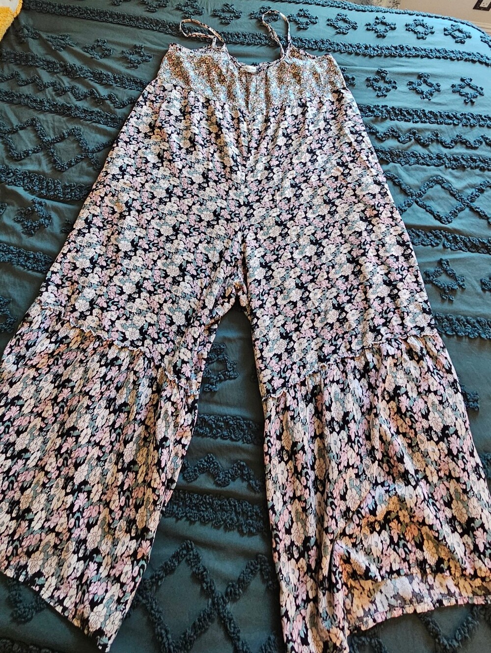 NATURAL LIFE Boho Spaghetti Strap Jumpsuit with Pink & Cream Flowers - Picture 5 of 6